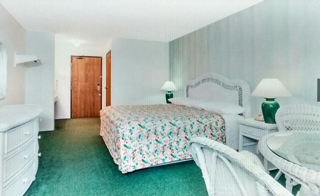 Super 8 By Wyndham Reedsburg Ξενοδοχείο Εξωτερικό φωτογραφία